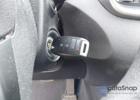 2016 Kia Sorento 2.4L L z USA, uszkodzony, nr VIN 5XYPG4A36GG028108